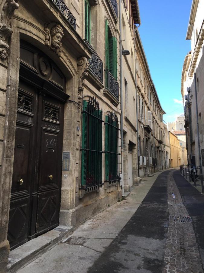 Studio Avec Terrasse Sur Cour, Authentique, Calme Avinyon Dış mekan fotoğraf